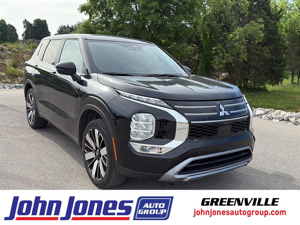 2025 Mitsubishi Outlander's photo