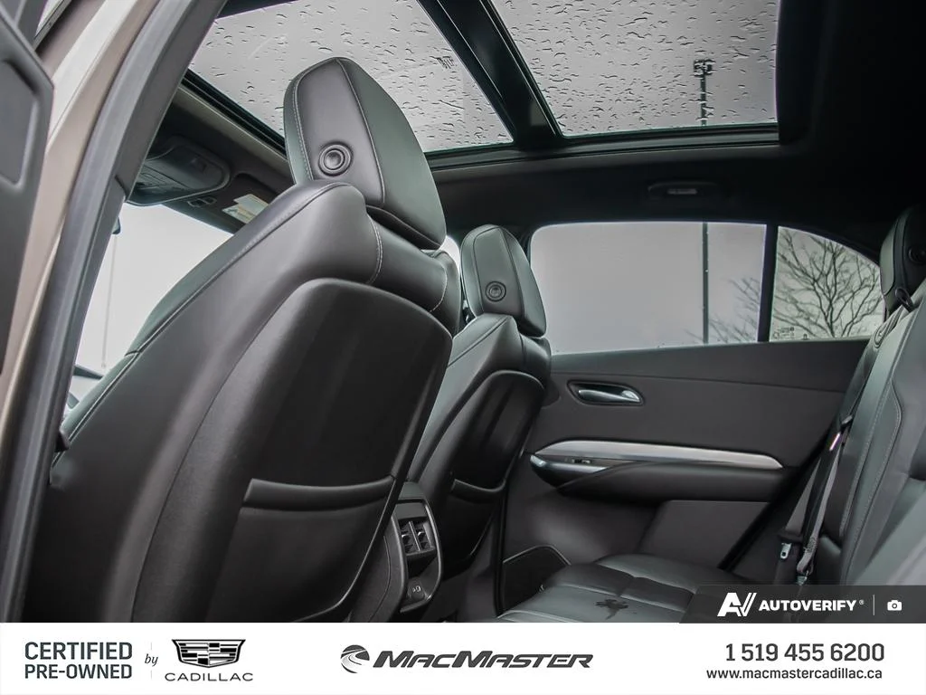 Used 2020  Cadillac Premium Luxury image 26