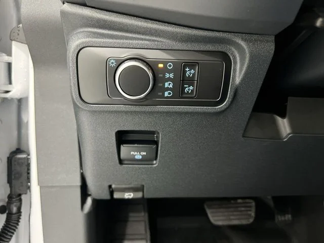 New 2025 Oxford White Ford Badlands® image 17
