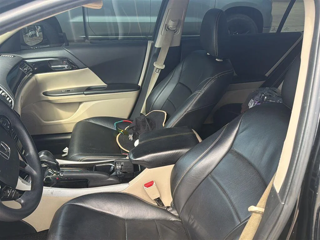 Used 2017 BLACK Honda  image 6