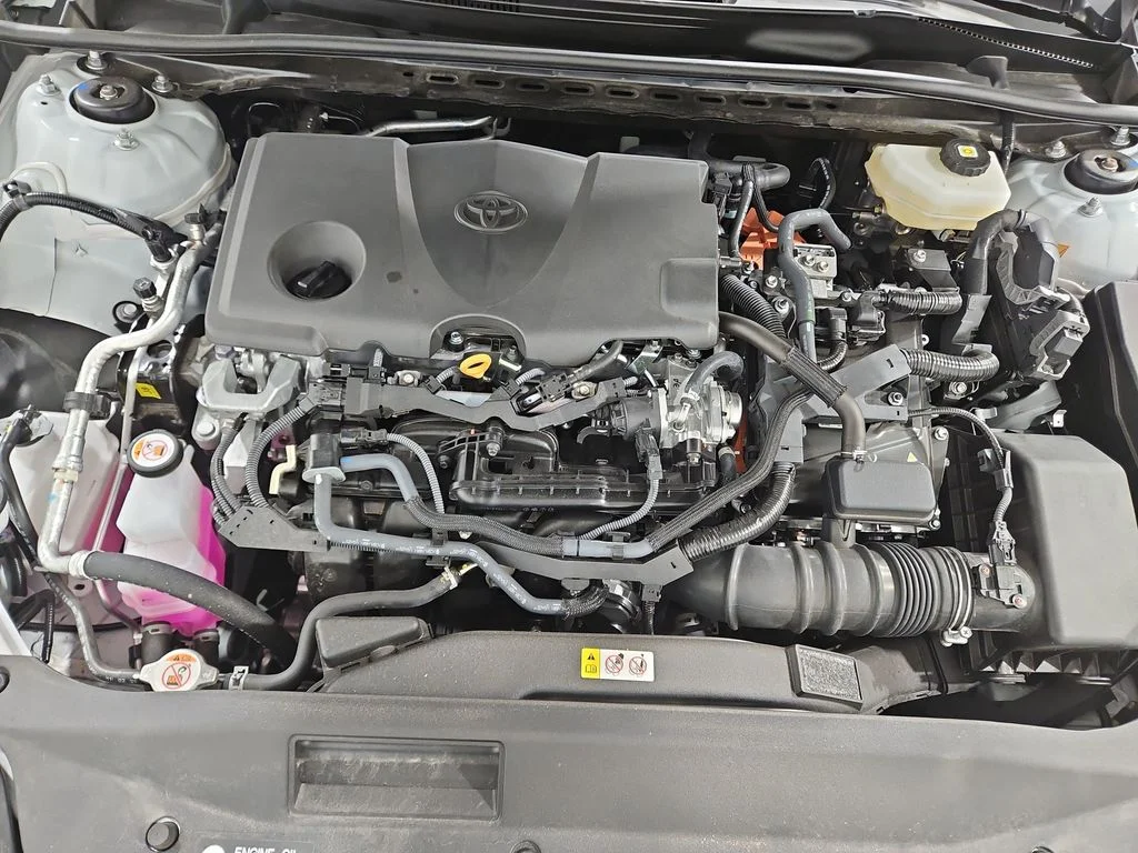 Used 2025  Toyota  image 20