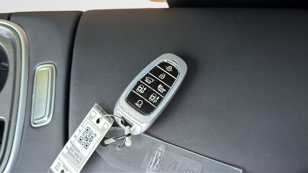 Used 2023 Gray Hyundai Calligraphy image 41