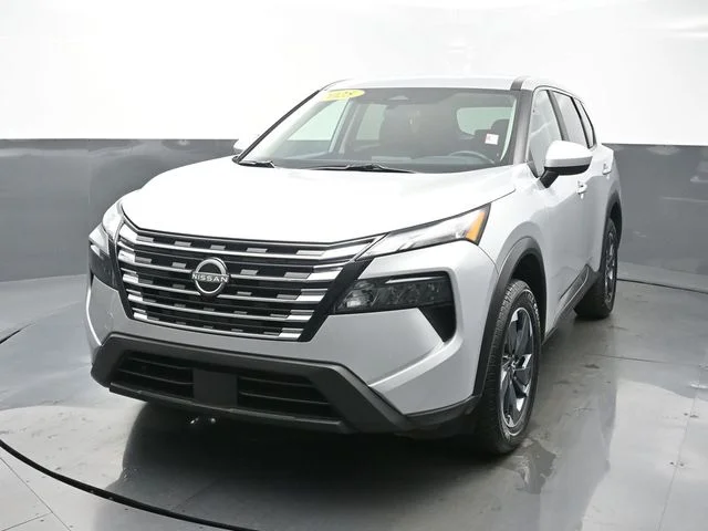 Used 2025 Silver Nissan SV image 1
