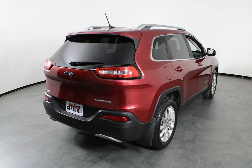 Used 2015 Red Jeep Limited image 15
