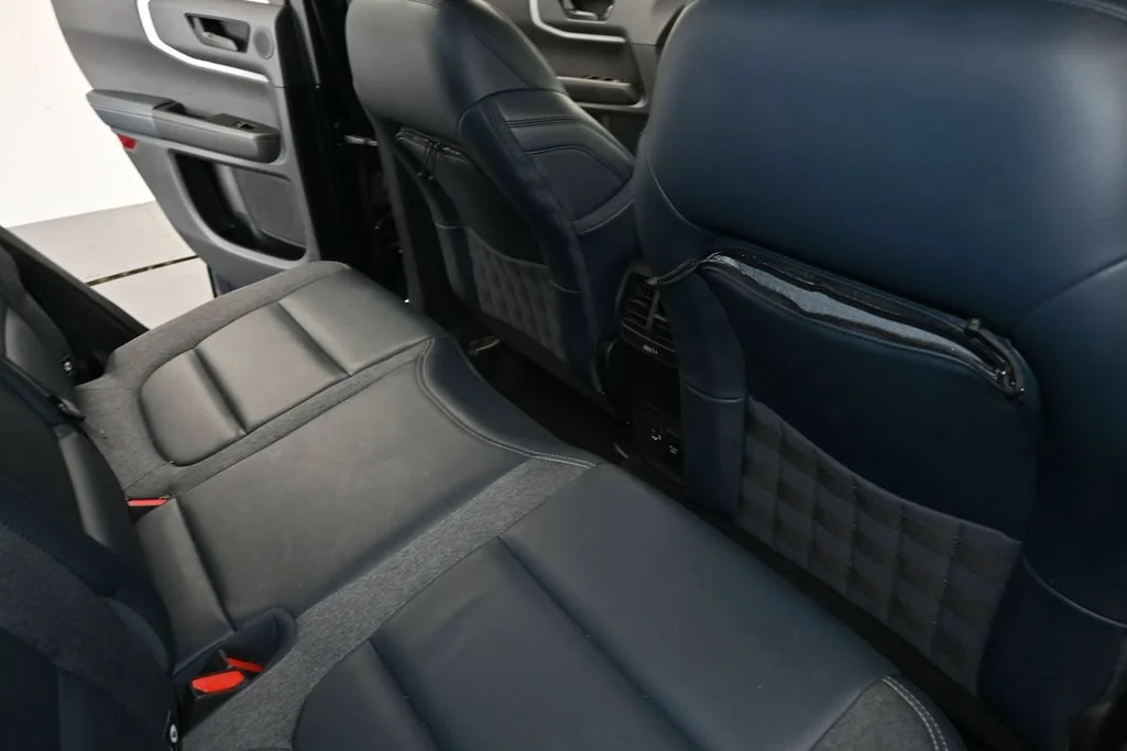 Used 2022 Blue Metallic Ford Outer Banks image 13