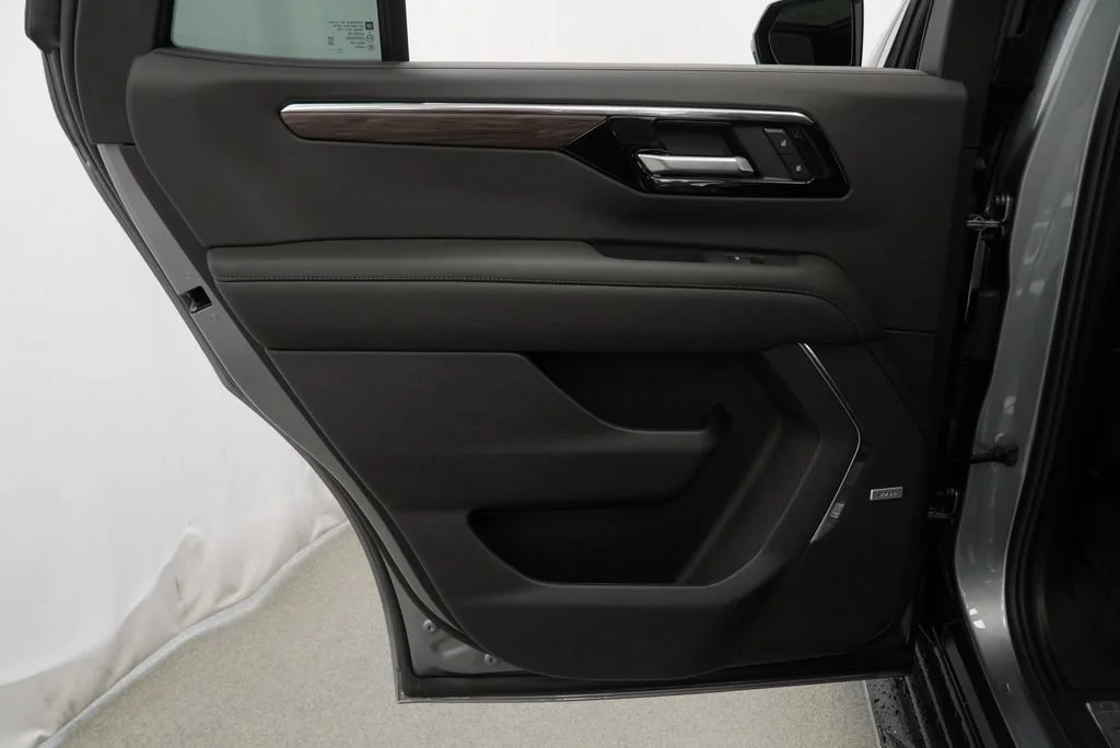 New 2026 Sterling Gray Metallic Chevrolet LT image 25