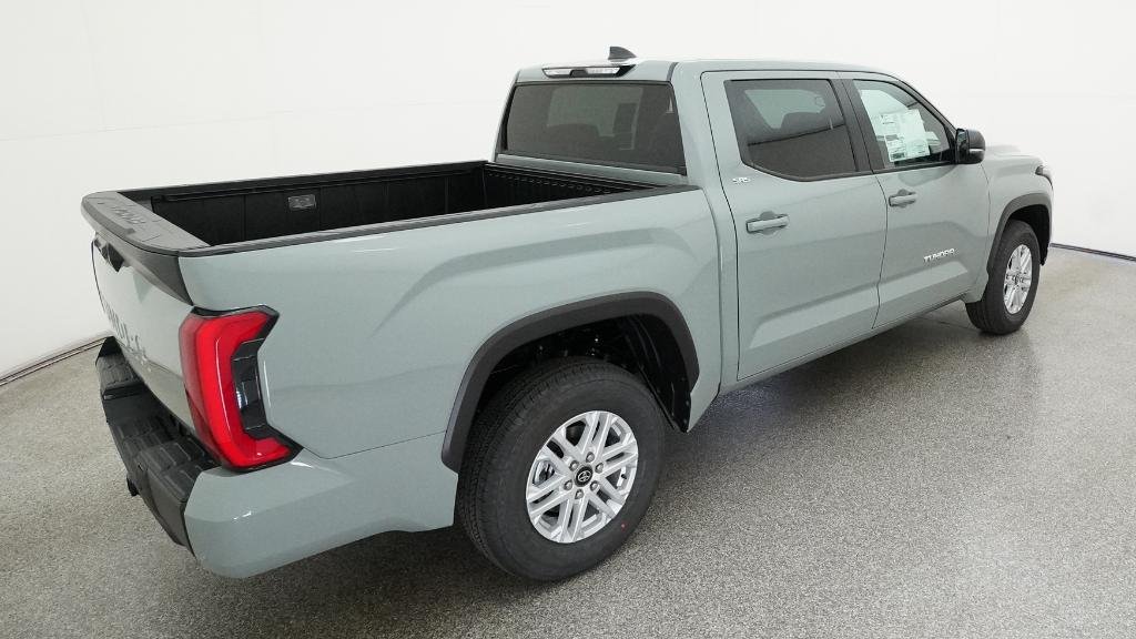 New 2026 Lunar Rock Toyota SR5 image 17
