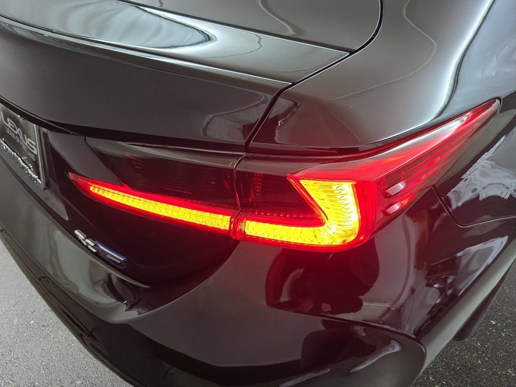 Used 2015 Black Lexus F image 28