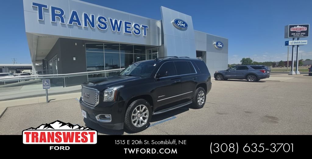 2017 GMC Yukon 4WD Denali's photo