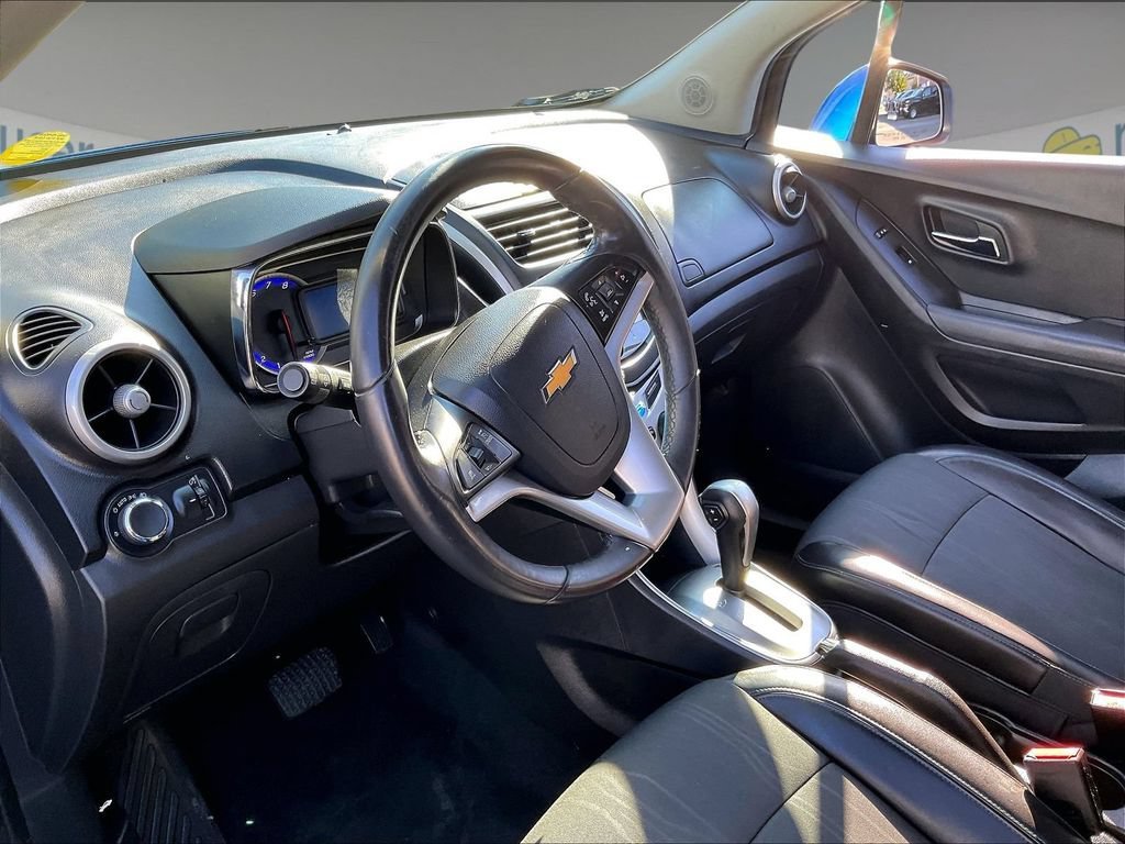 Used 2015 BRILLIANT BLUE METALLIC Chevrolet LT image 8