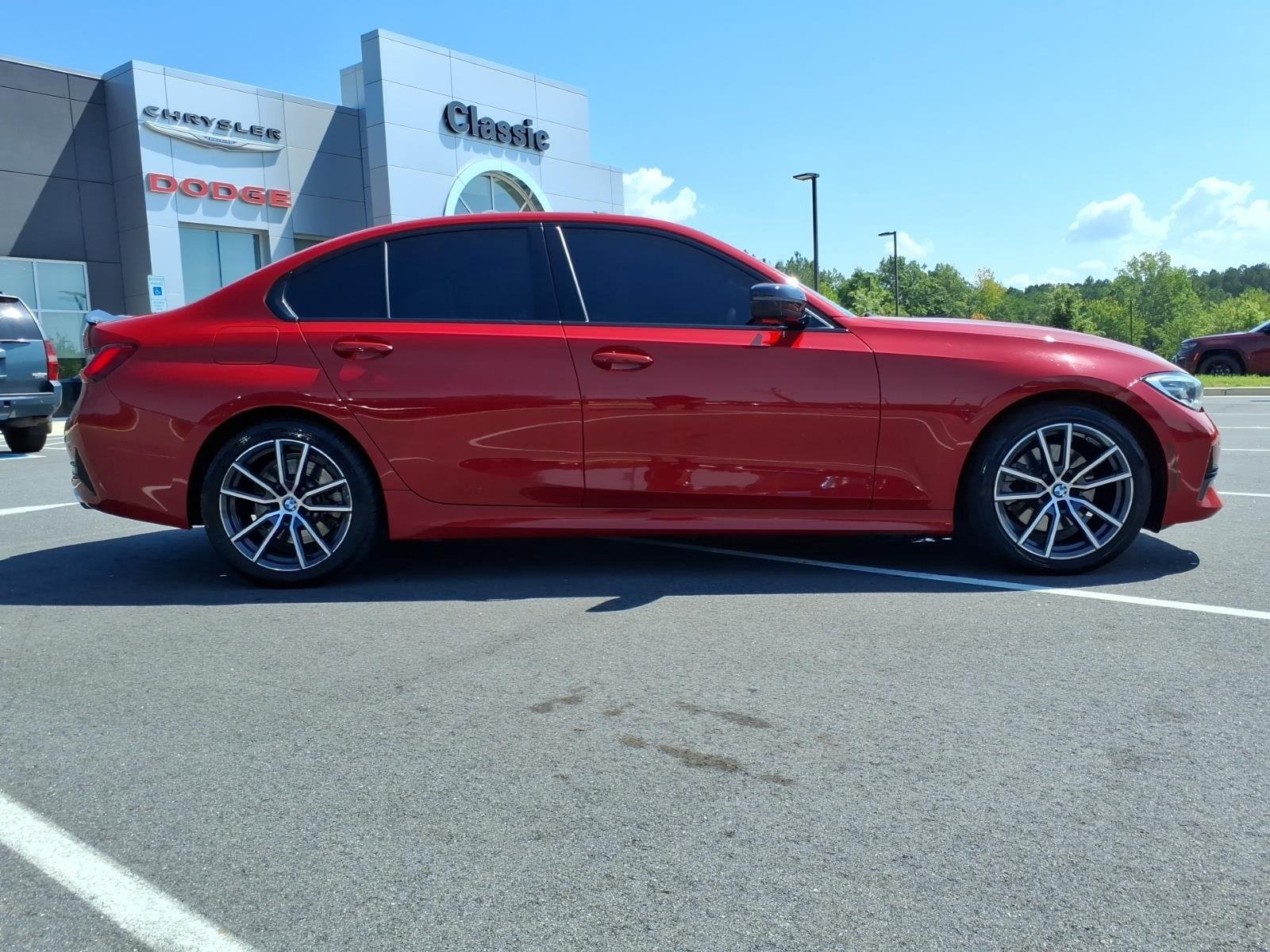 Used 2019 Melbourne Red Metallic BMW 330i image 11