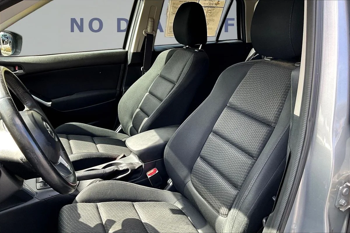 Used 2013  Mazda Touring image 20