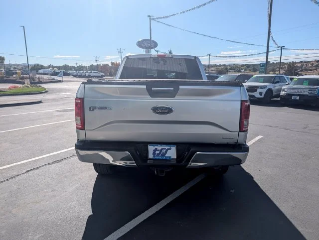 Used 2016  Ford XLT image 3
