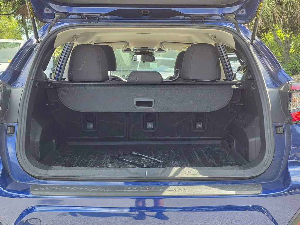 Used 2024 Blue Subaru Premium image 9