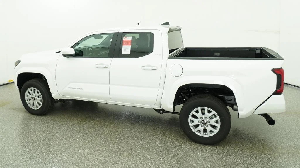 New 2026 Ice Cap Toyota SR5 image 3