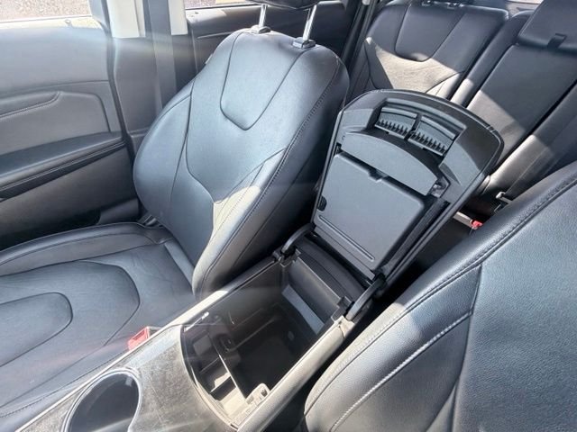 2017 Ford Edge Titanium - Photo 17