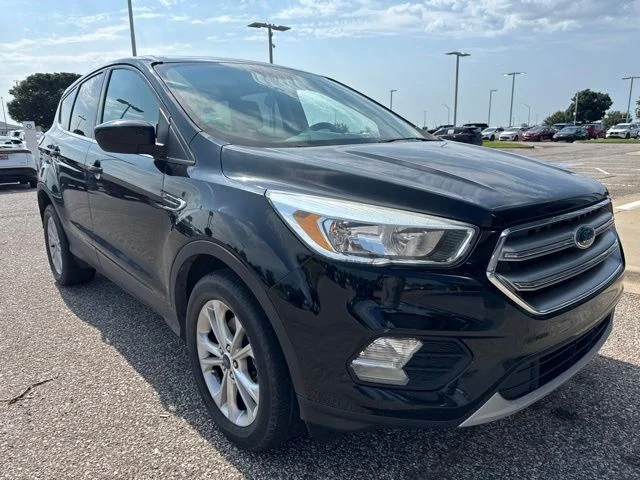 Used 2017 Black Ford SE image 3