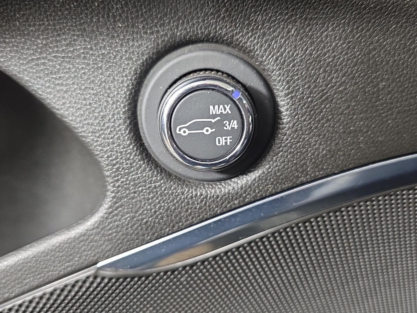 Used 2024 Moonstone Gray Metallic Buick Essence image 6