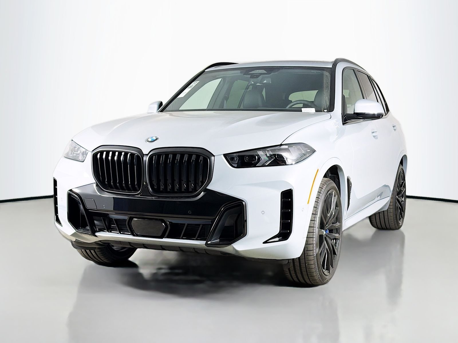 New 2026 Brooklyn Grey Metallic BMW sDrive40i image 3