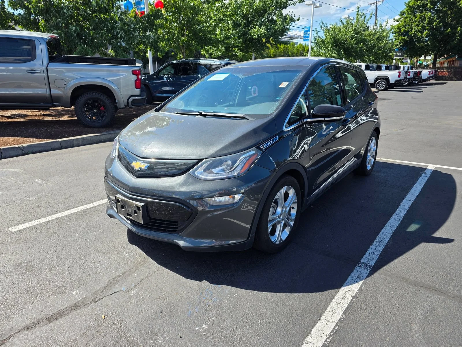 Used 2019 Chevrolet Bolt EV LT with VIN 1G1FY6S01K4131493 for sale in Portland, OR