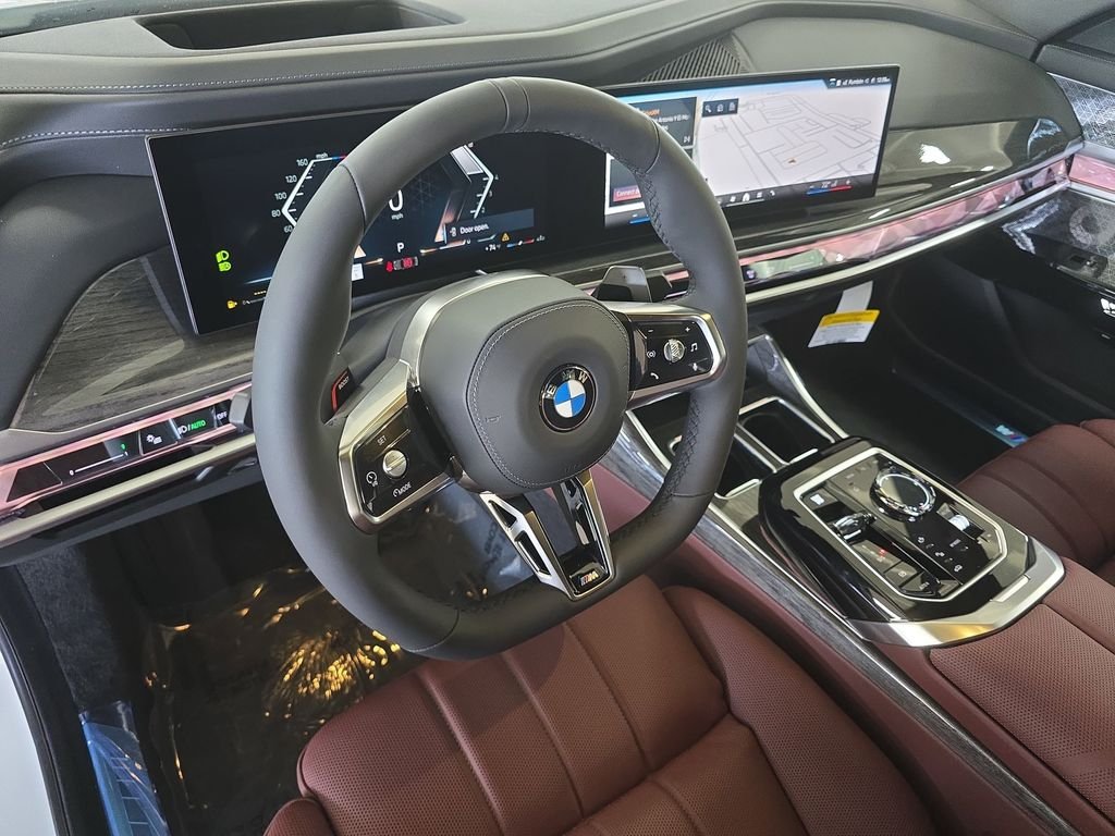 2026 BMW 7 Series 760i - Photo 11