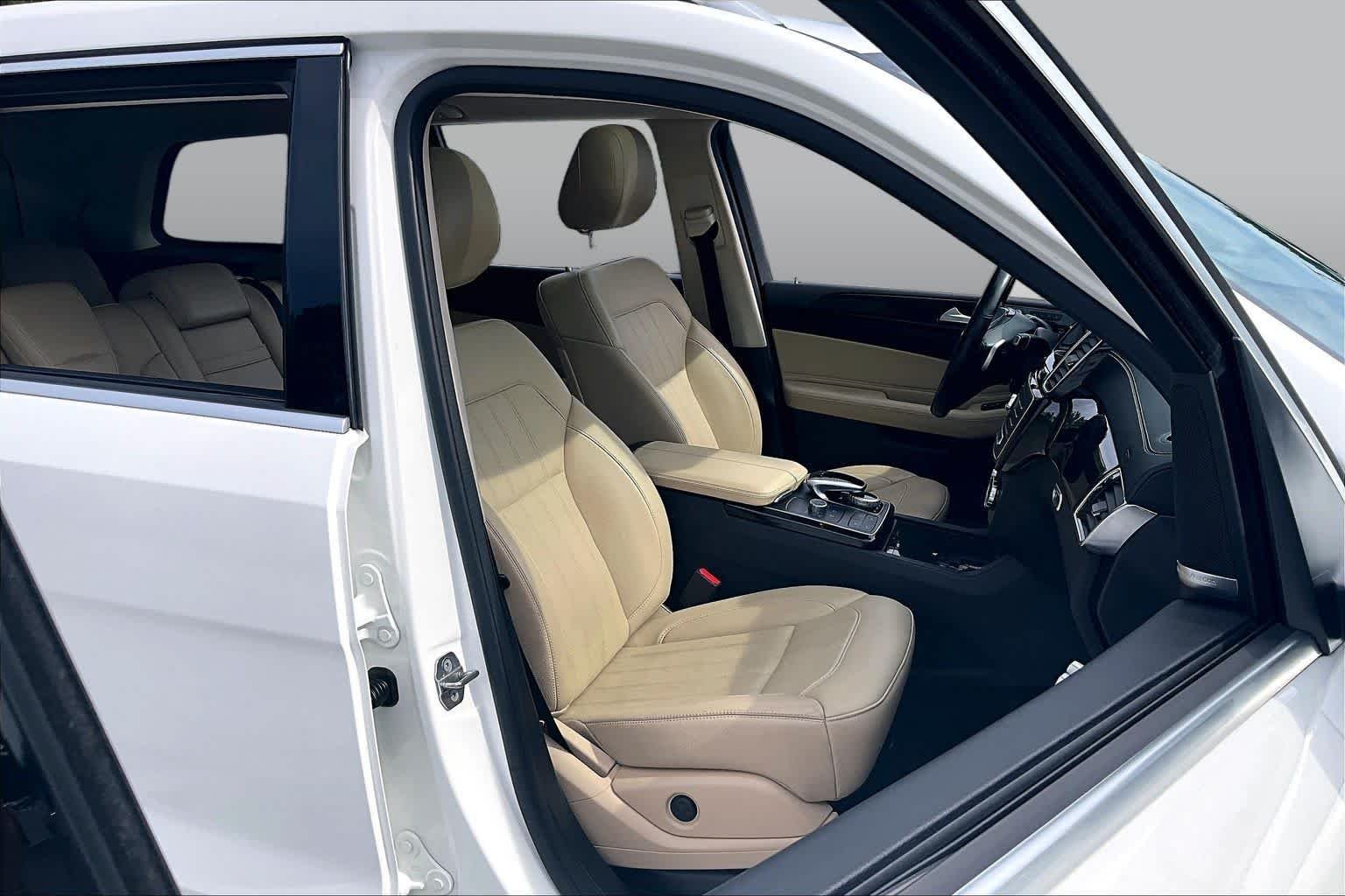 Used 2019 Polar White Mercedes-Benz GLS 450 image 9