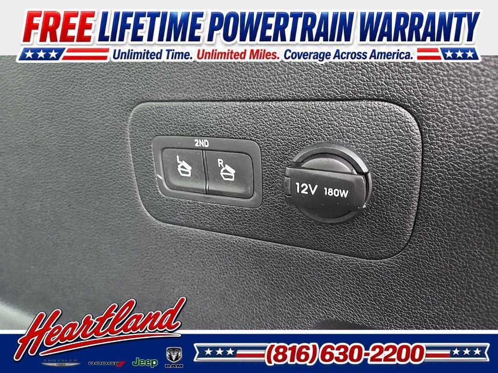 Used 2022 Black Hyundai Limited image 94