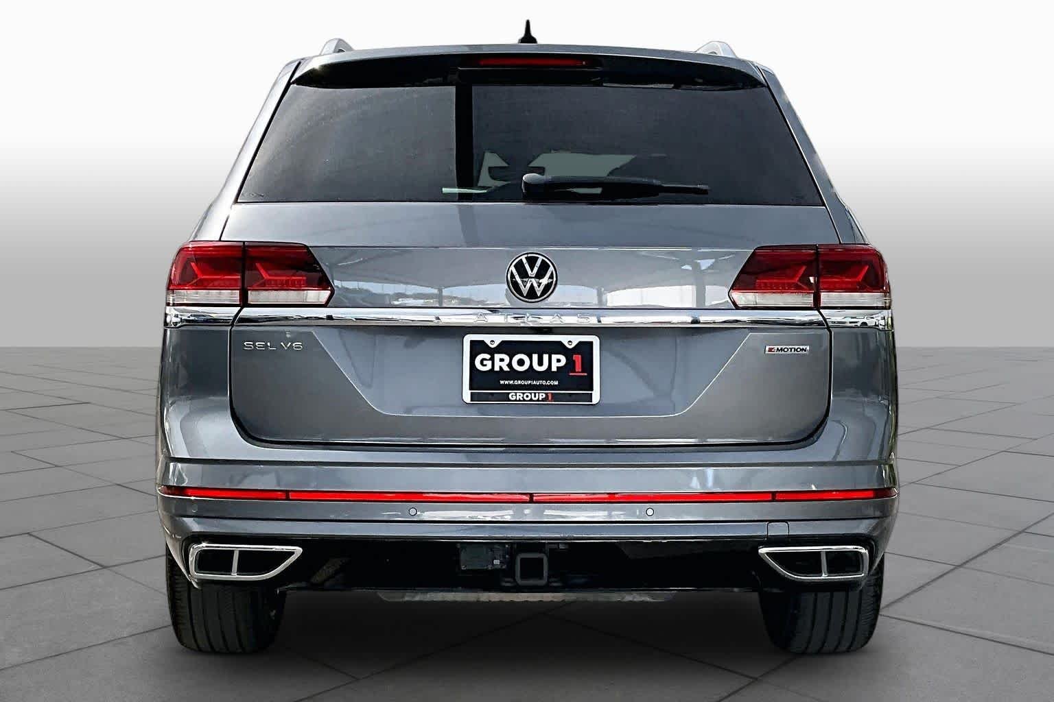 Pre-Owned 2021 Volkswagen Atlas 3.6L V6 SEL Premium R-Line