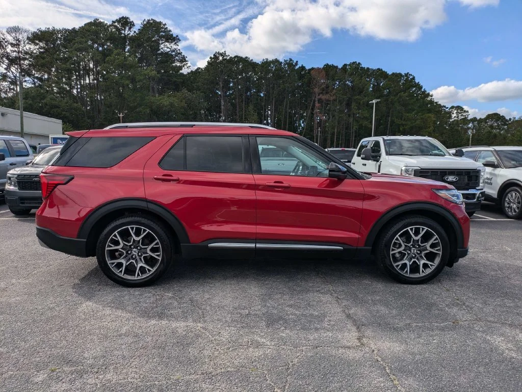 Certified Used 2025 Rapid Red Metallic Tinted Clearcoat Ford Platinum image 3