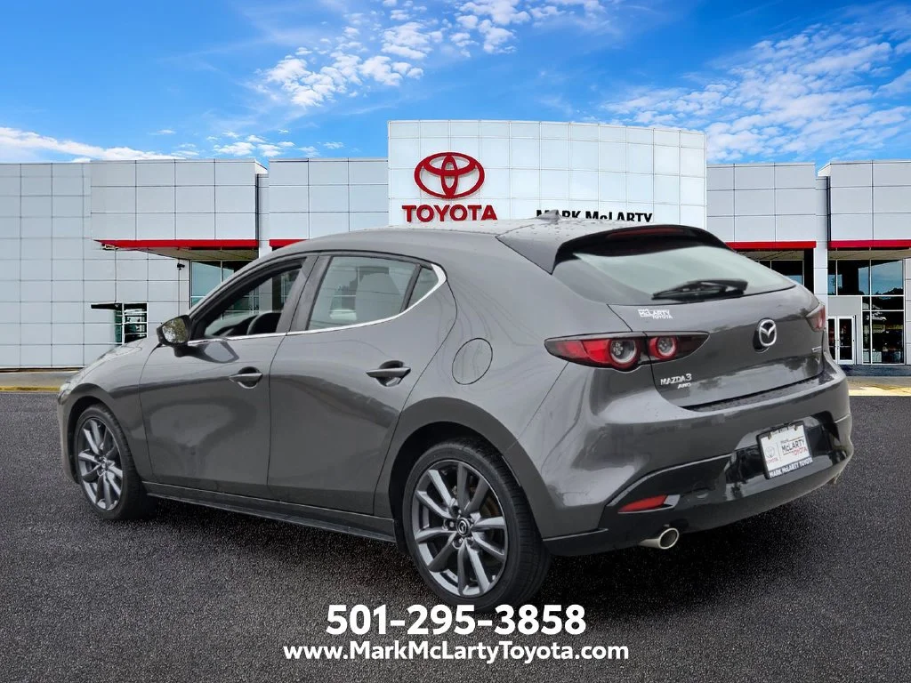 Used 2020 Gray Mazda Preferred image 3