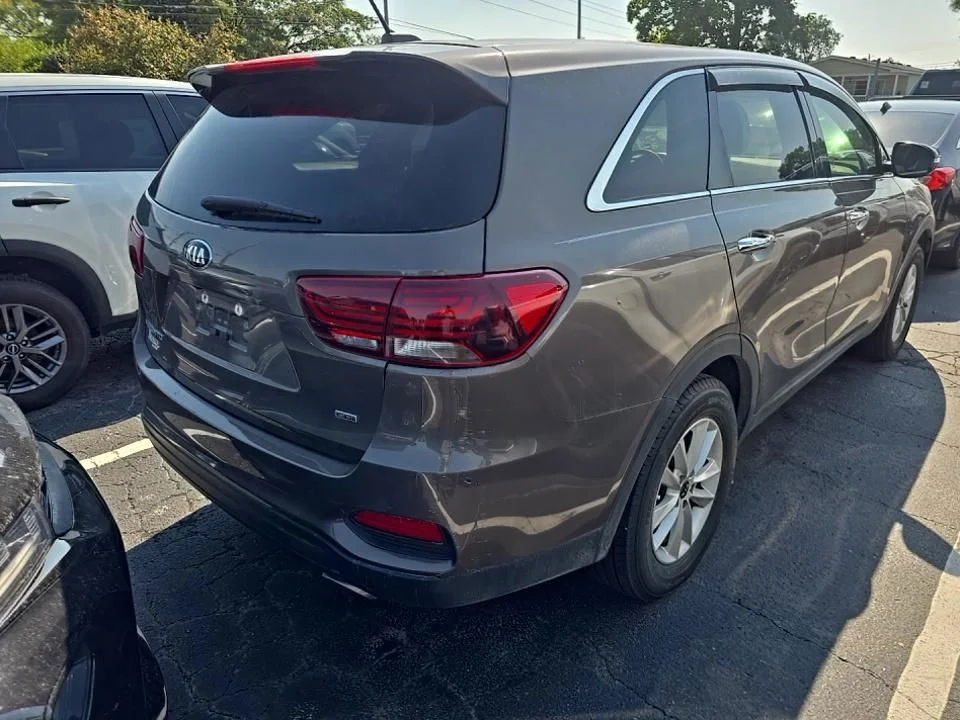 Used 2019 Brown Kia LX image 2