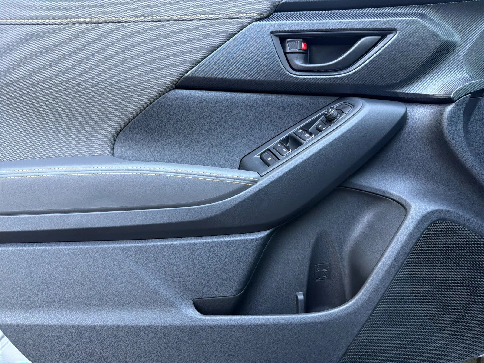 New 2026 ICE SILVER METALLIC Subaru Sport Hybrid image 11