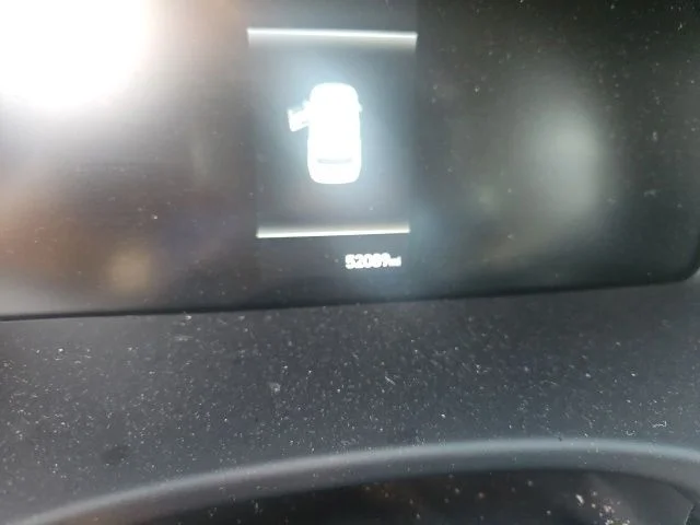 Used 2025 White Hyundai SEL image 2