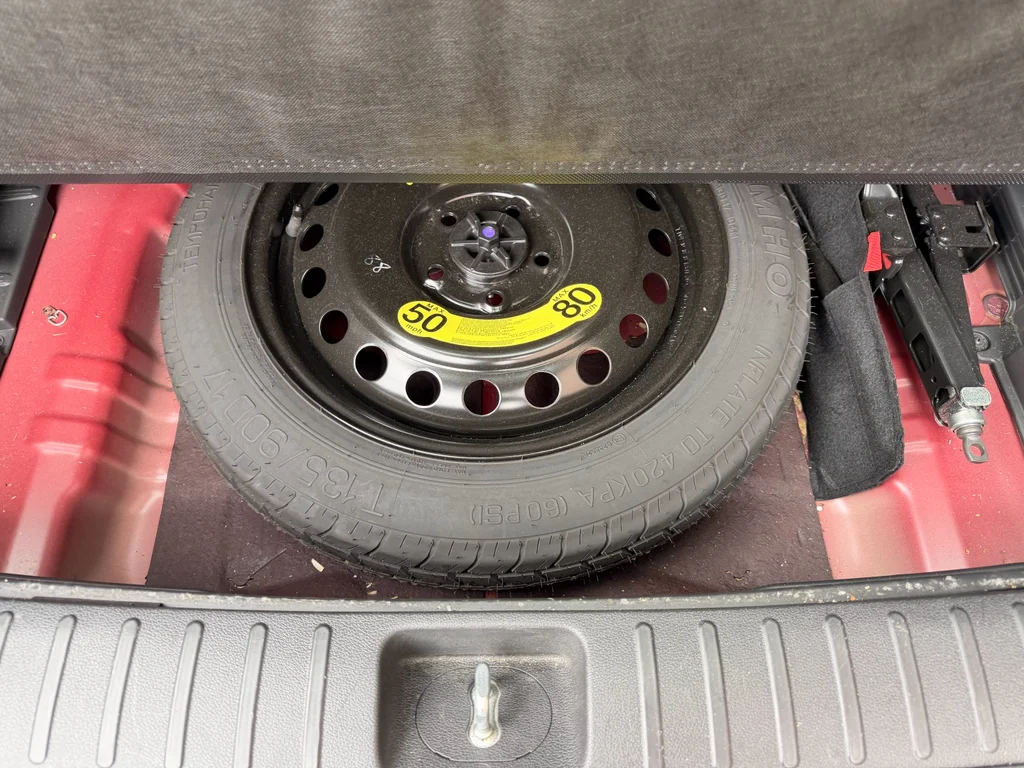 Used 2019 Gemstone Red Hyundai SE image 13