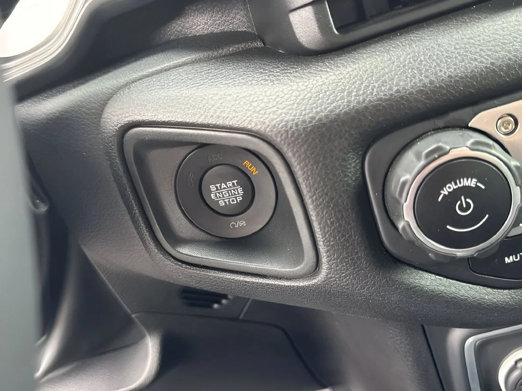Used 2025 Gray Jeep Sport S image 16