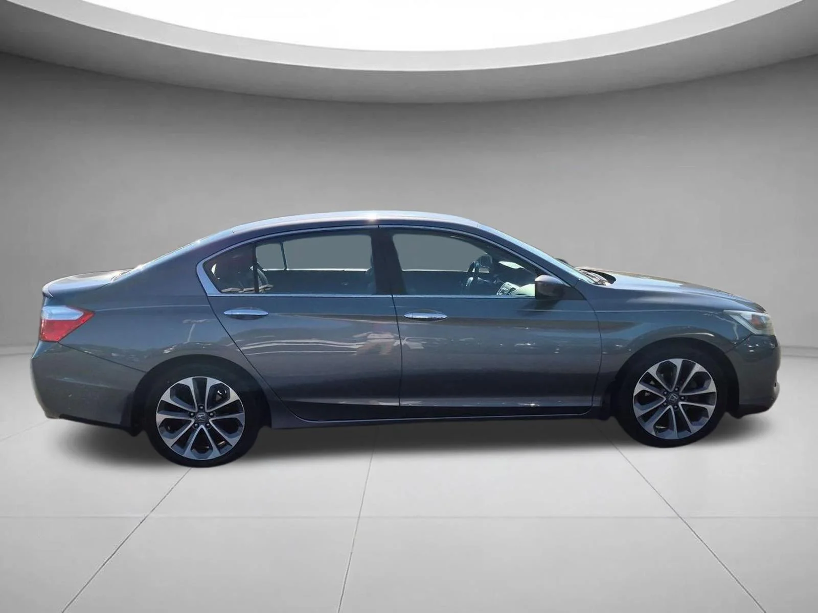Used 2013 Modern Steel Metallic Honda Sport image 6