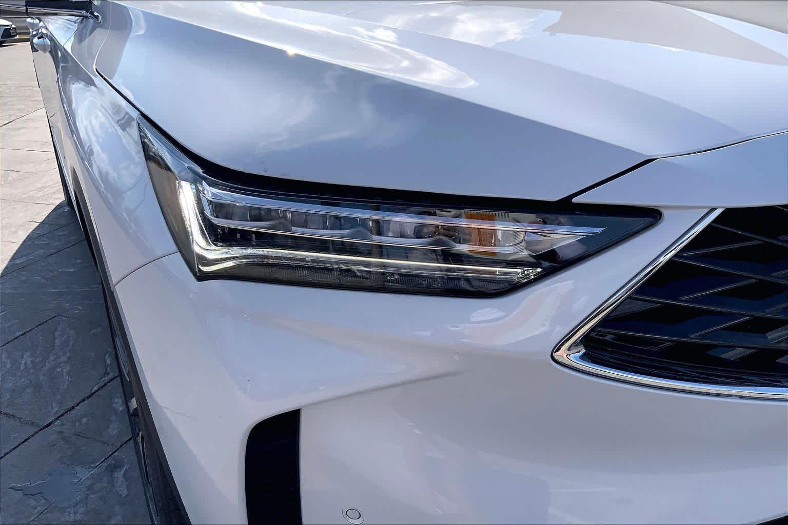 Used 2026 Platinum White Pearl Acura w/Technology Package image 20