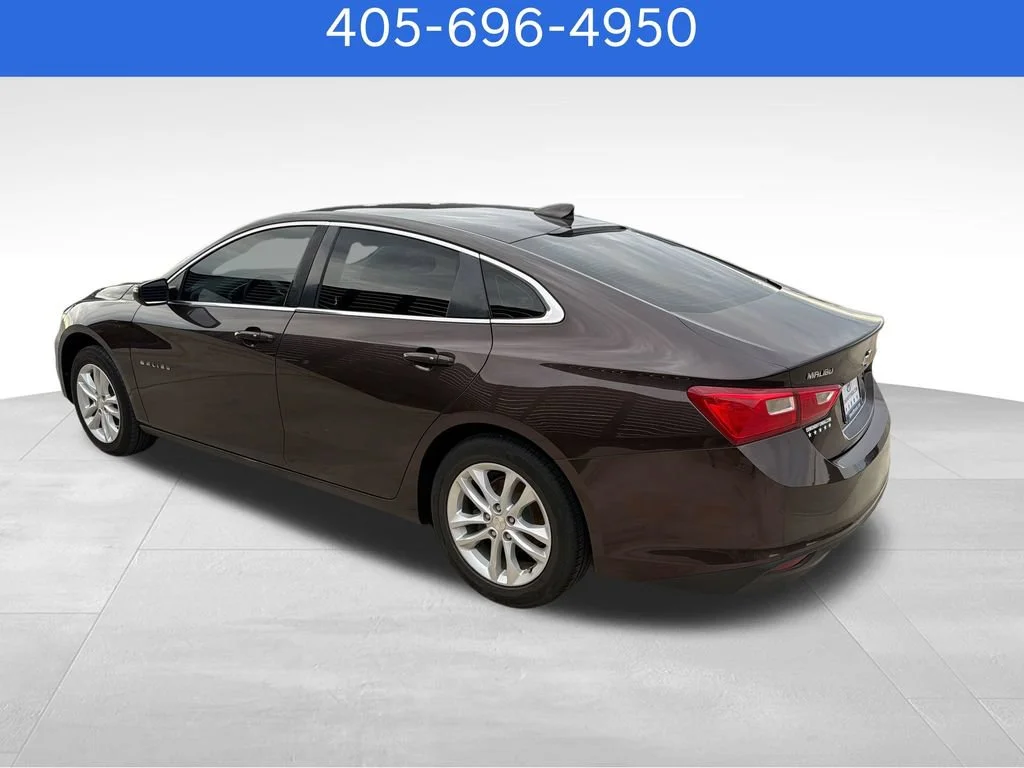 Pre-Owned 2016 Chevrolet Malibu LT
