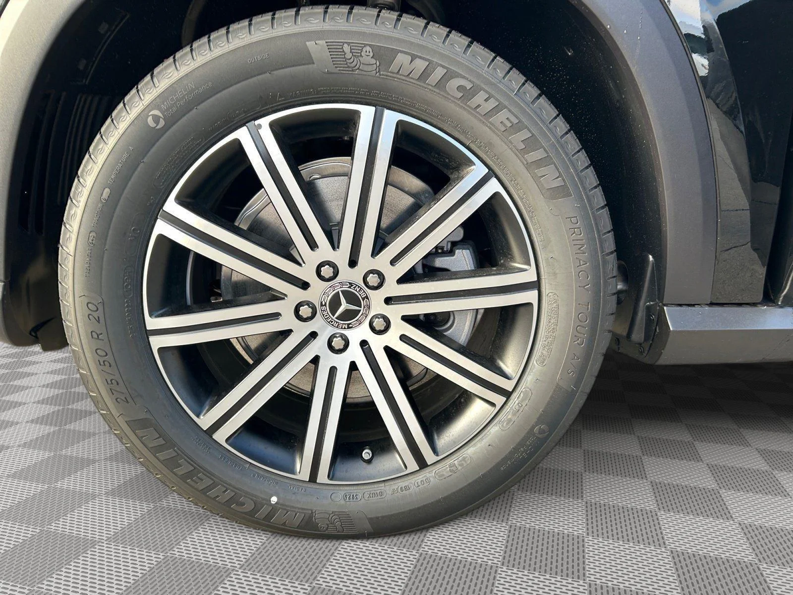 New 2026 Black Mercedes-Benz GLE 350 image 9