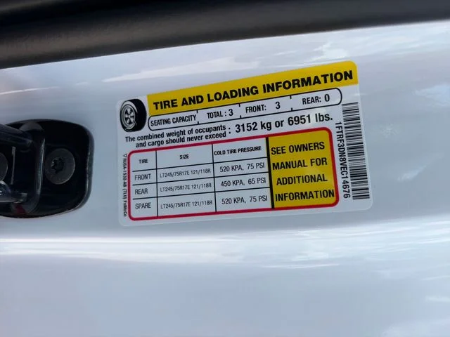 New 2027 Oxford White Ford F-350® XL image 29