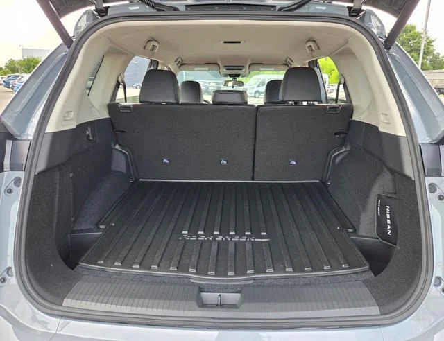 New 2026 Boulder Gray Pearl Nissan Rock Creek® image 13