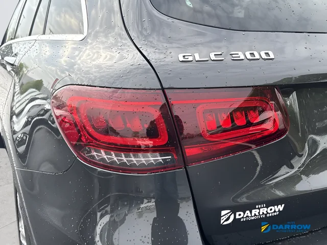 Used 2022 Gray Mercedes-Benz GLC 300 image 29