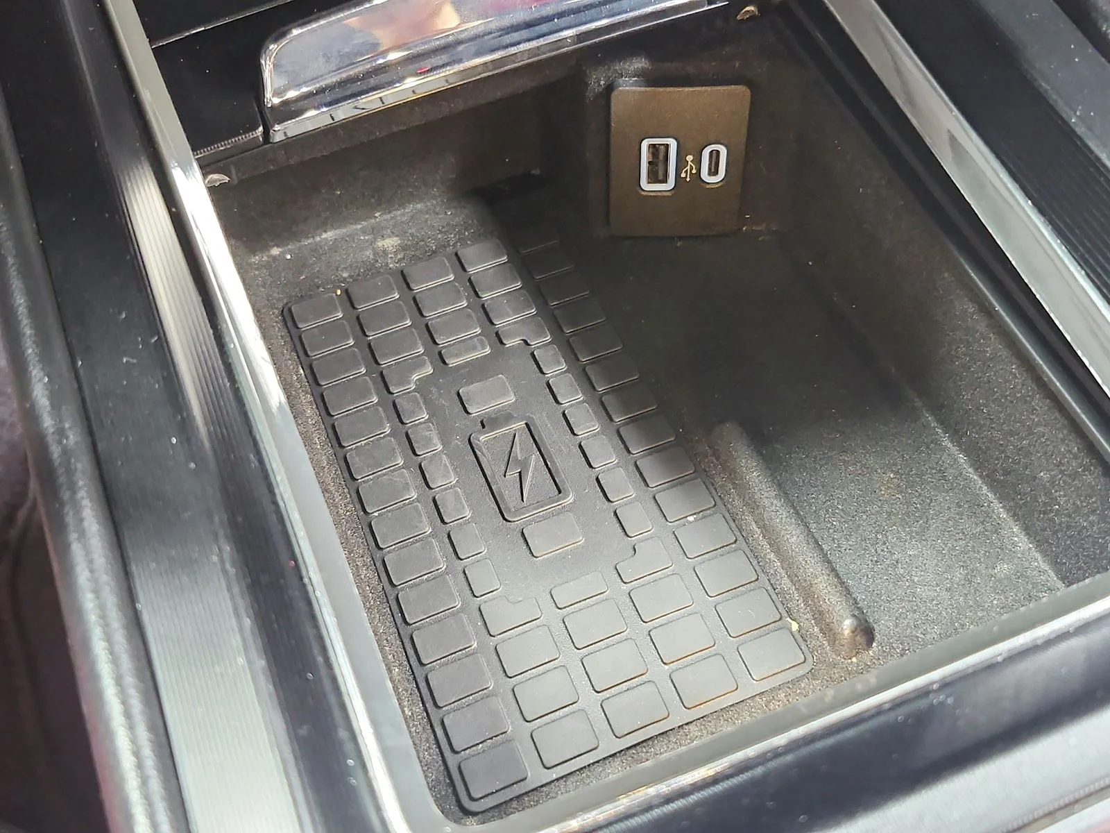 Used 2023 Metallic Lincoln Reserve image 39