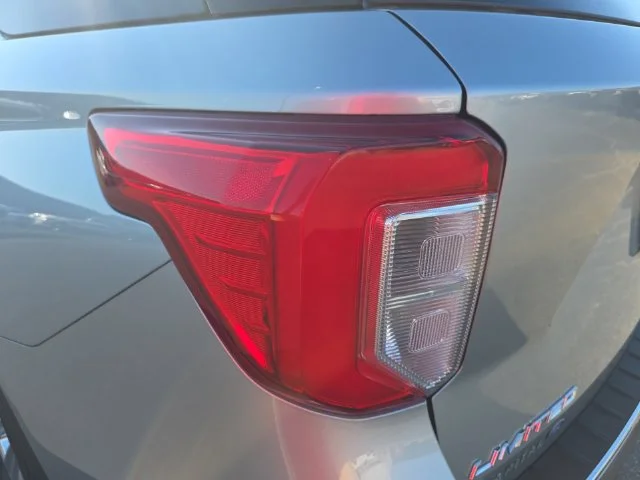 Used 2022 Silver Ford Limited image 37