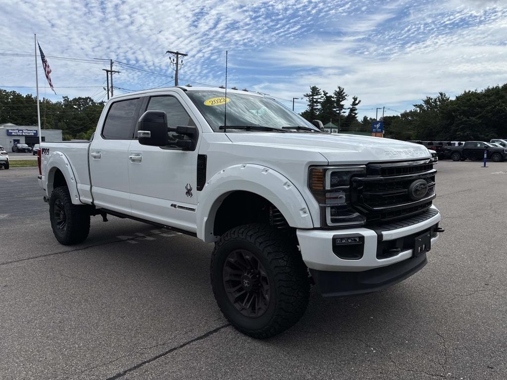 Used 2022 White Ford Lariat image 3