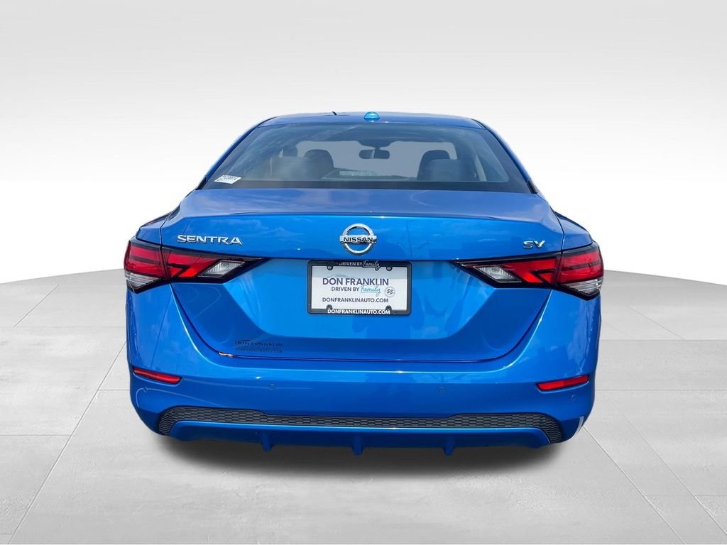 Used 2023 Blue Nissan SV image 4