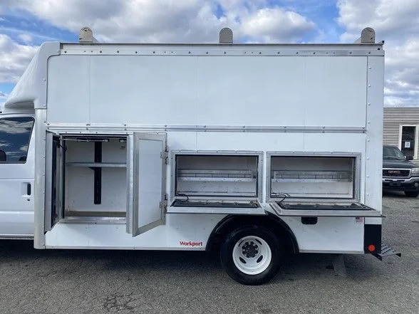 Used 2024 White Ford Base image 23