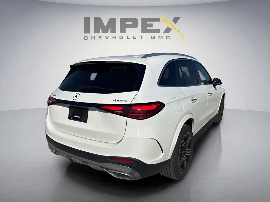 Used 2023 White Mercedes-Benz GLC 300 image 4
