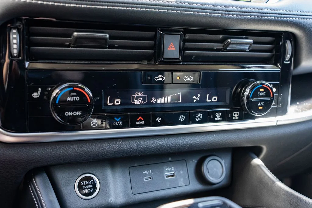 Used 2023 Gray Nissan SL image 19