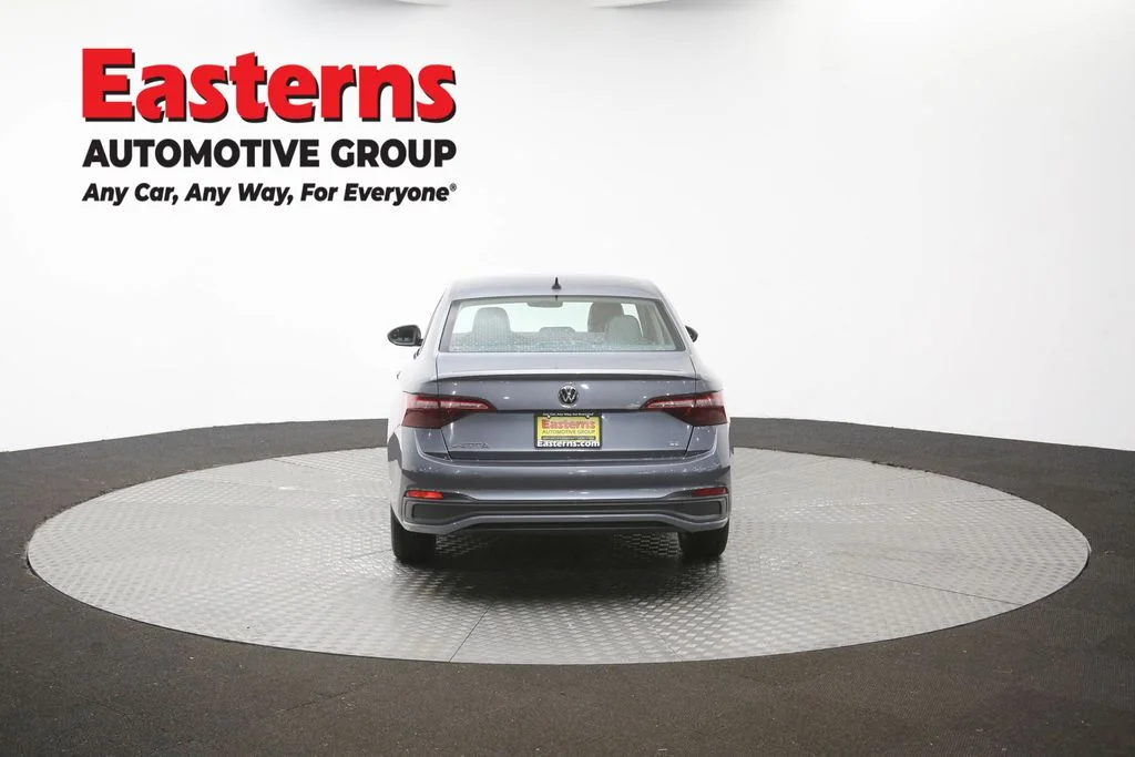 Used 2024 Silver Volkswagen 1.5T SE image 30